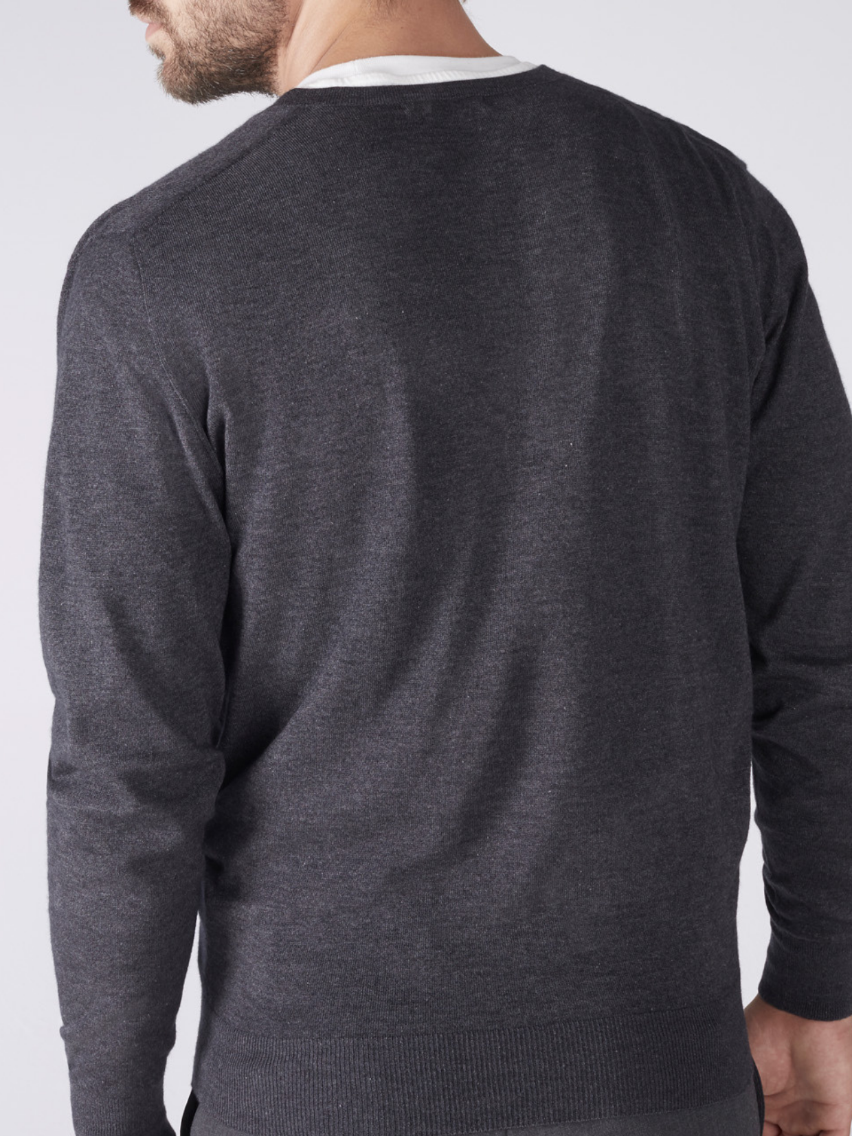 Jever Cashmere & Silk V Neck