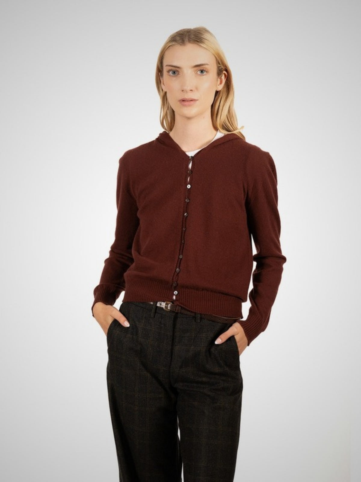 Anaya Cropped Cashmere Hoody (in Warm) – Hawico Scotland