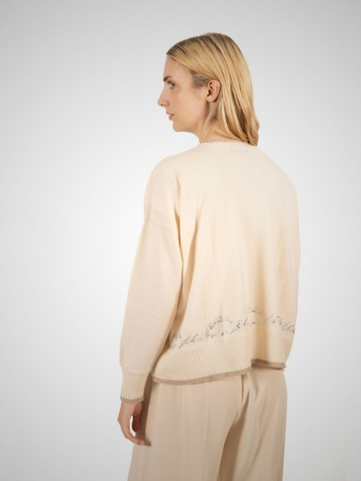 Arakan Cable Crystal Women's Cashmere Jumper with Swarovski Crystals (in Chalk/Light Natural) – Hawico Scotland