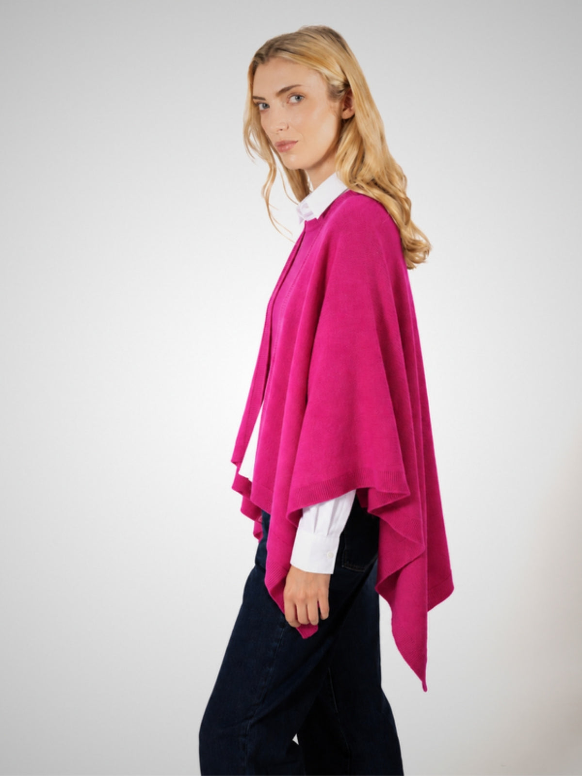 Halimeda Cashmere (in Very Berry) – Hawico Scotland
