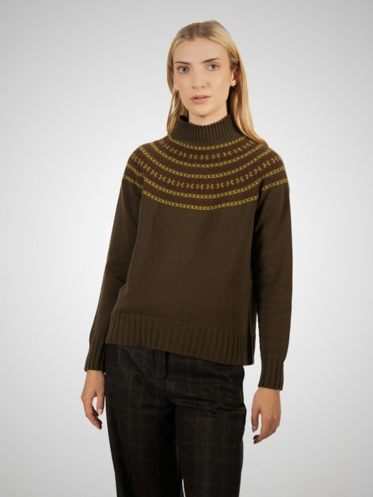 Hearthmoor Women's Fair Isle Cashmere Turtle Neck (in Olive) – Hawico Scotland