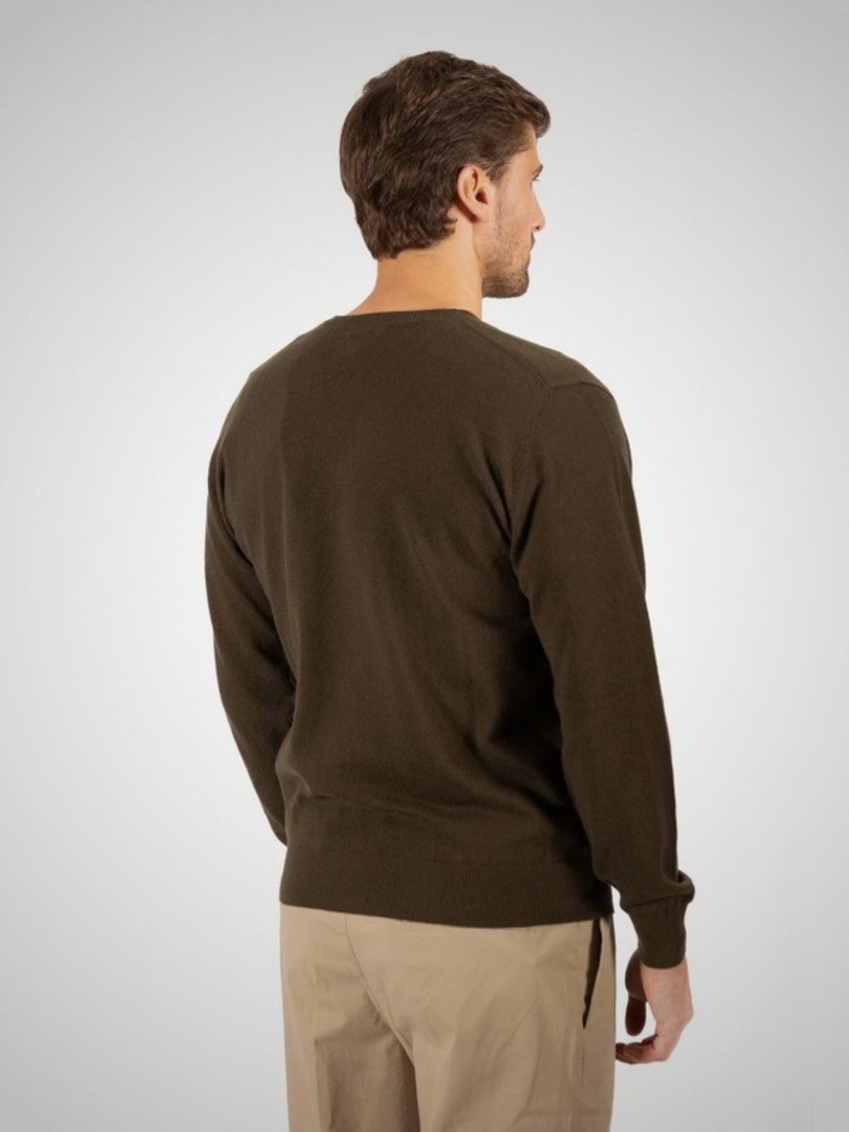 Pedro Men's Classic Cashmere V Neck Jumper (in Duffel Bag) – Hawico Scotland