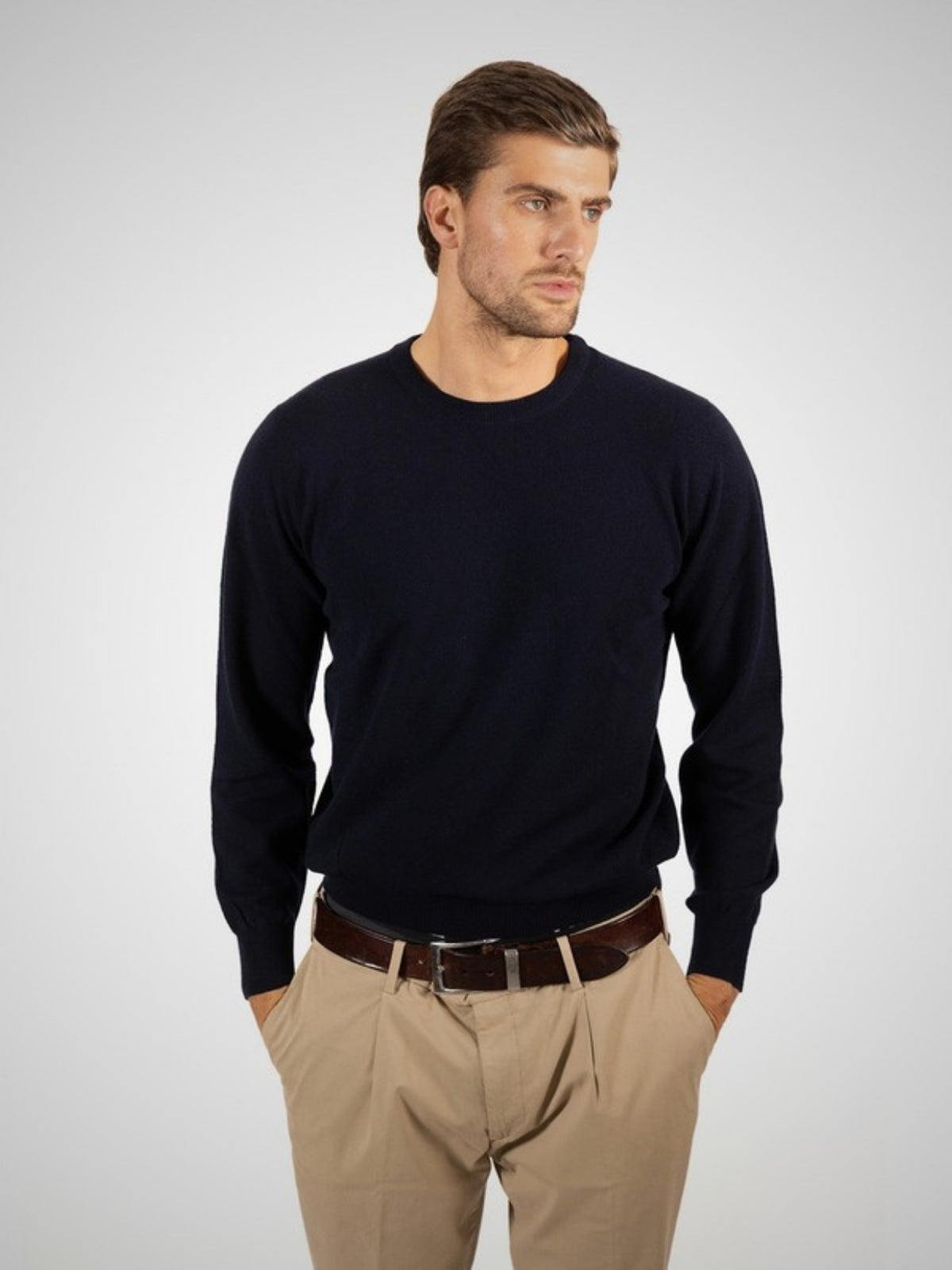 Penryn Men's Classic Cashmere Crew Neck Jumper (in Black) – Hawico Scotland