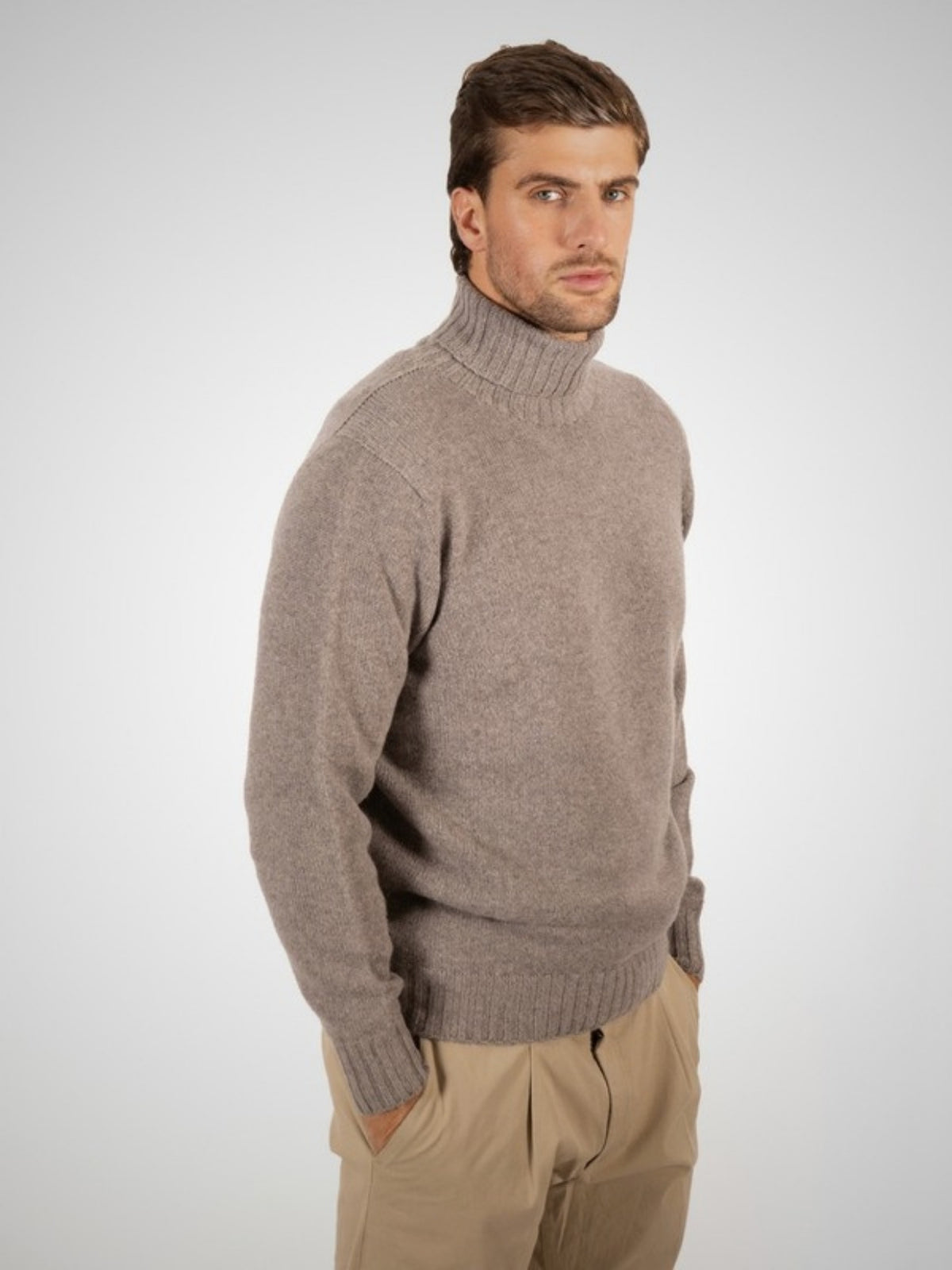 Vertex Men's 3 Ply Cashmere Jumper (in Sable) – Hawico Scotland