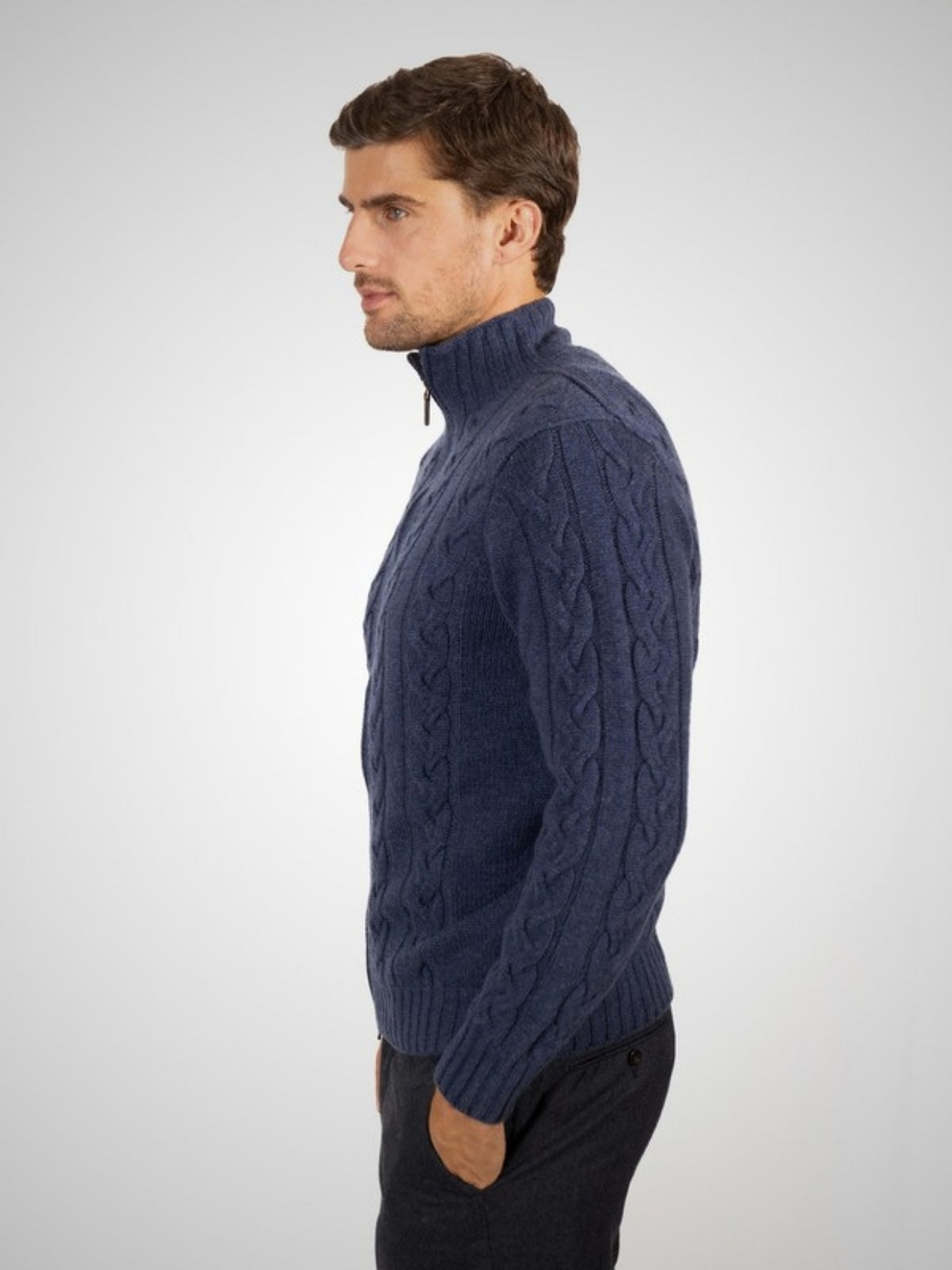 Virio Men's 4 Ply Cable Knit Cashmere Zip-Through (in Indigo) – Hawico Scotland