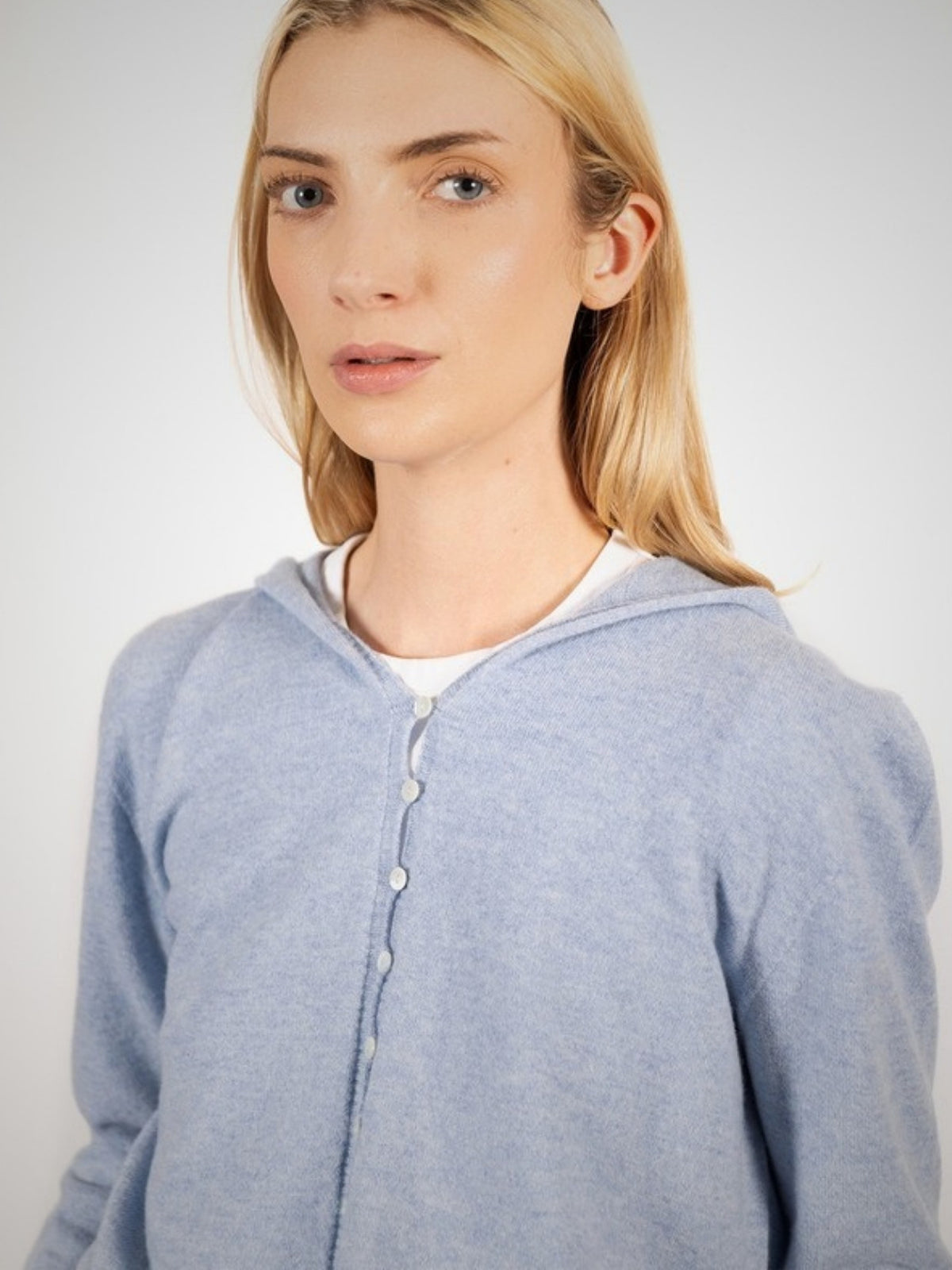 Anaya Cropped Cashmere Hoody (in Stonewash) – Hawico Scotland