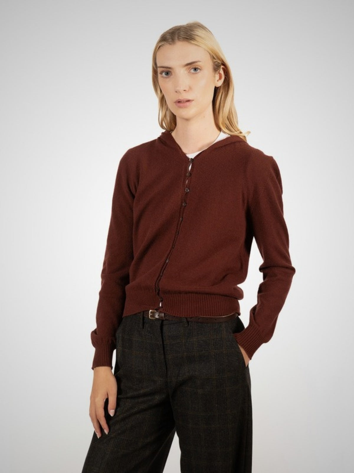 Anaya Cropped Cashmere Hoody (in Warm) – Hawico Scotland