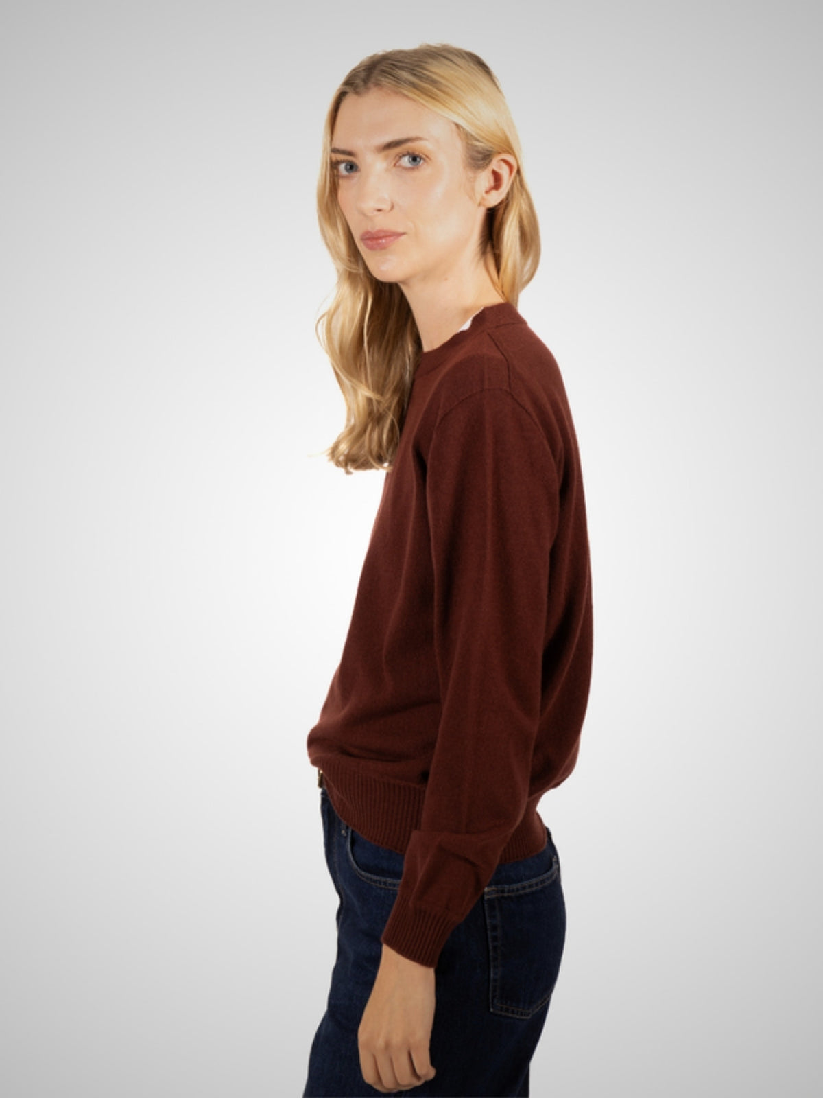 Arisaig Women's Loose Fit Cashmere Crew Neck (in Warm) – Hawico Scotland