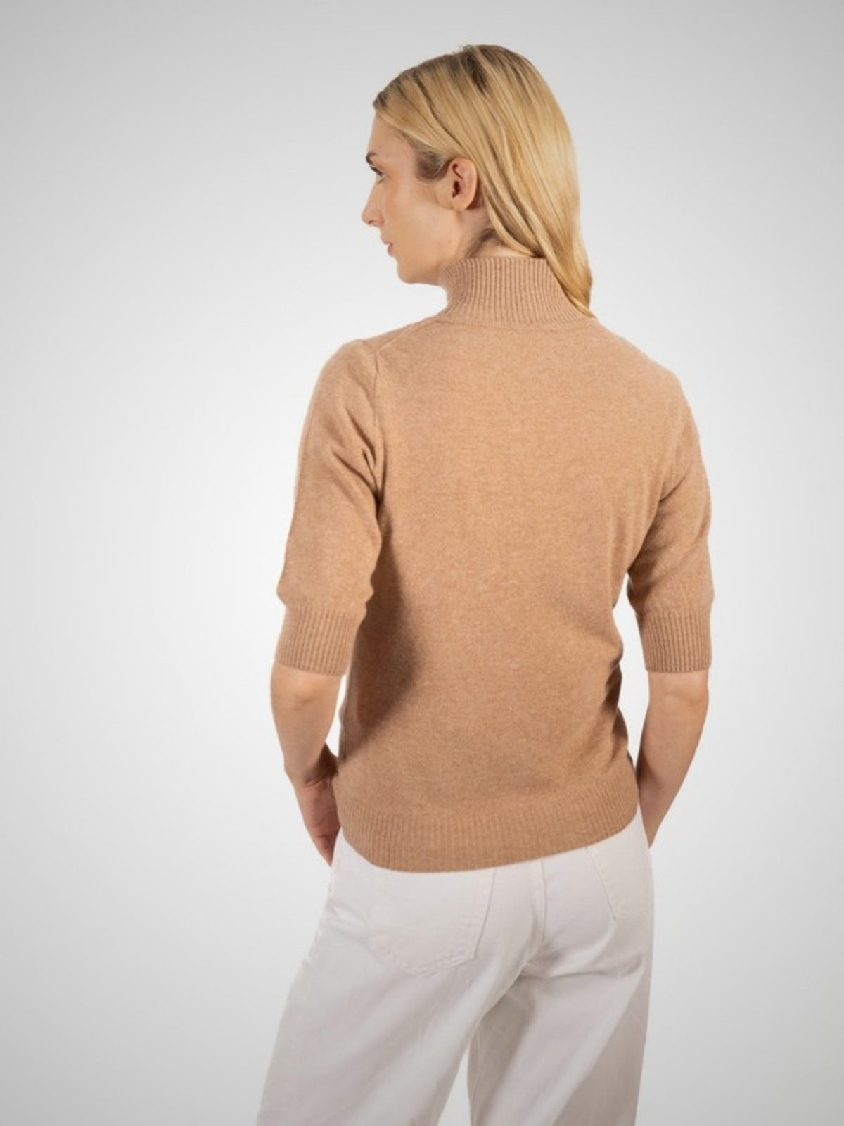 Kensaire Short Sleeve Cashmere Turtle Neck (in Taupe) – Hawico Scotland
