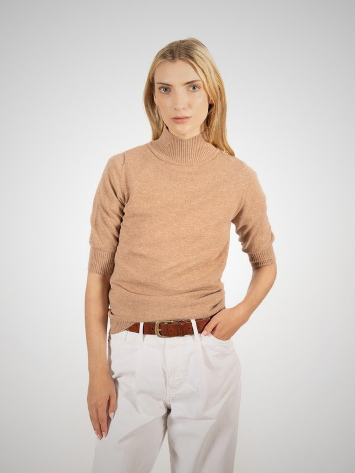 Kensaire Short Sleeve Cashmere Turtle Neck (in Taupe) – Hawico Scotland