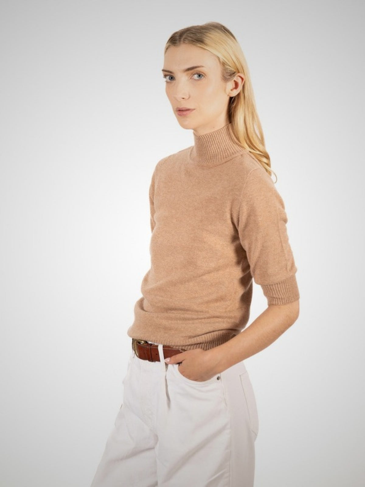Kensaire Short Sleeve Cashmere Turtle Neck (in Taupe) – Hawico Scotland