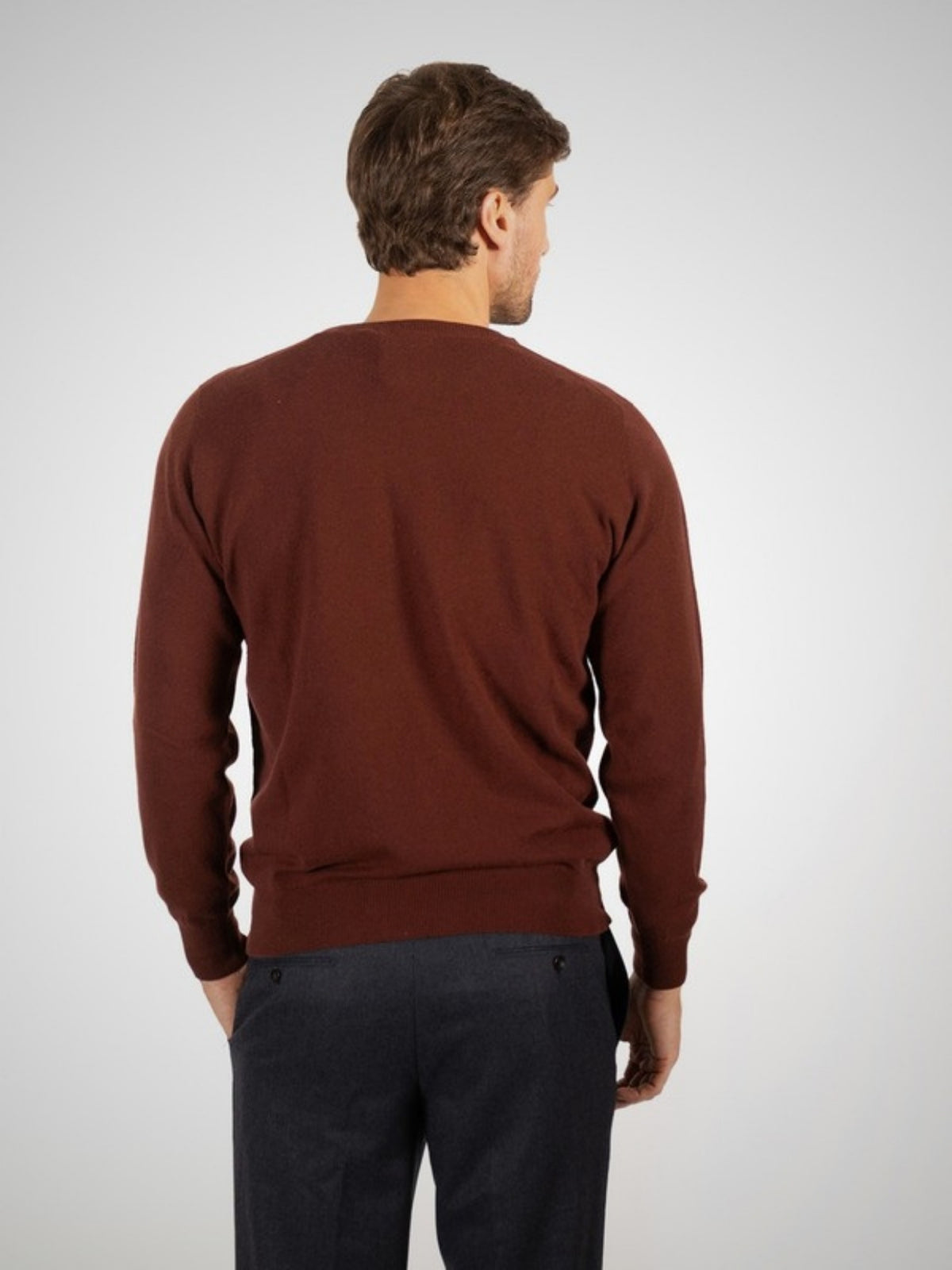 Penryn Men's Classic Cashmere Crew Neck Jumper (in Warm) – Hawico Scotland