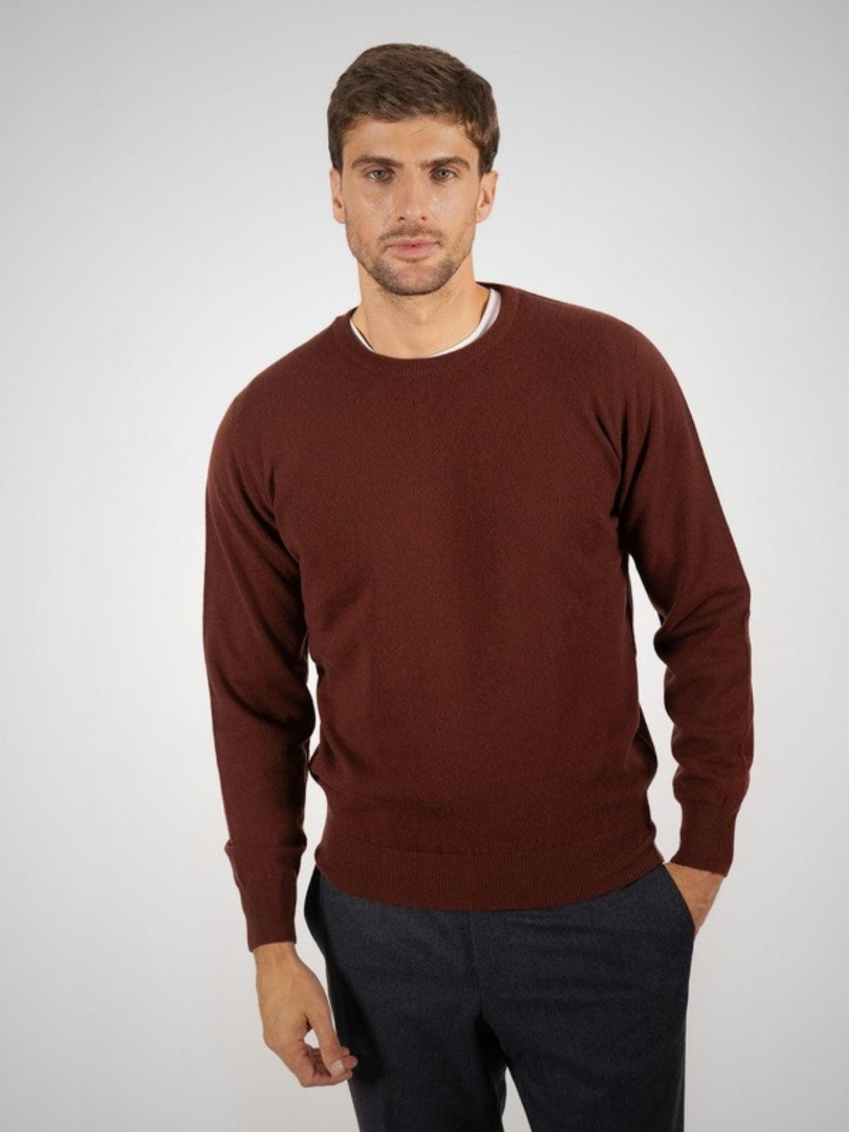 Penryn Men's Classic Cashmere Crew Neck Jumper (in Warm) – Hawico Scotland