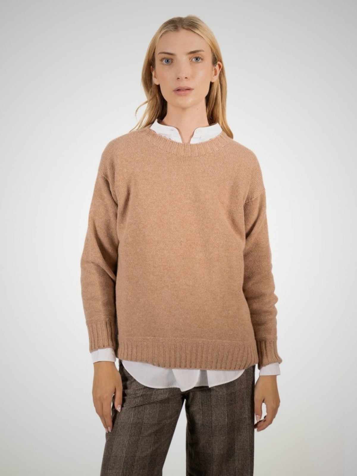 Valoise Women's 3 Ply Cashmere Jumper (in Taupe) – Hawico Scotland