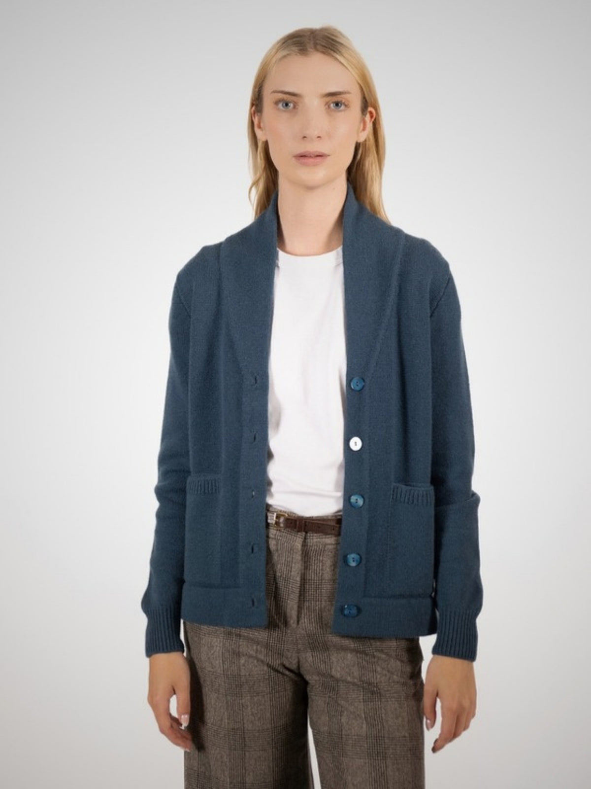 Vion Women's 3 Ply Cashmere Cardigan (in Serge) – Hawico Scotland